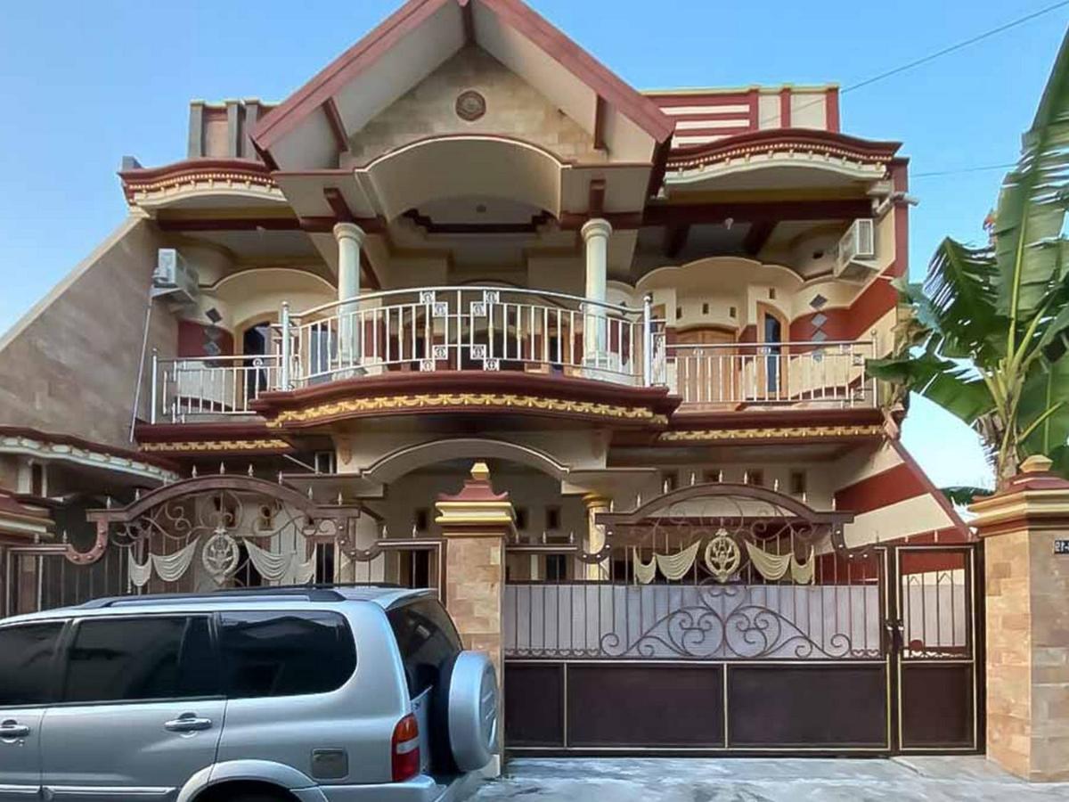 Palace Syariah Homestay Redpartner Banyuwangi  Extérieur photo
