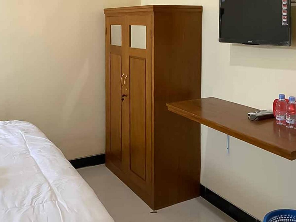 Palace Syariah Homestay Redpartner Banyuwangi  Extérieur photo