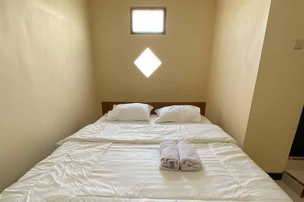 Palace Syariah Homestay Redpartner Banyuwangi  Extérieur photo
